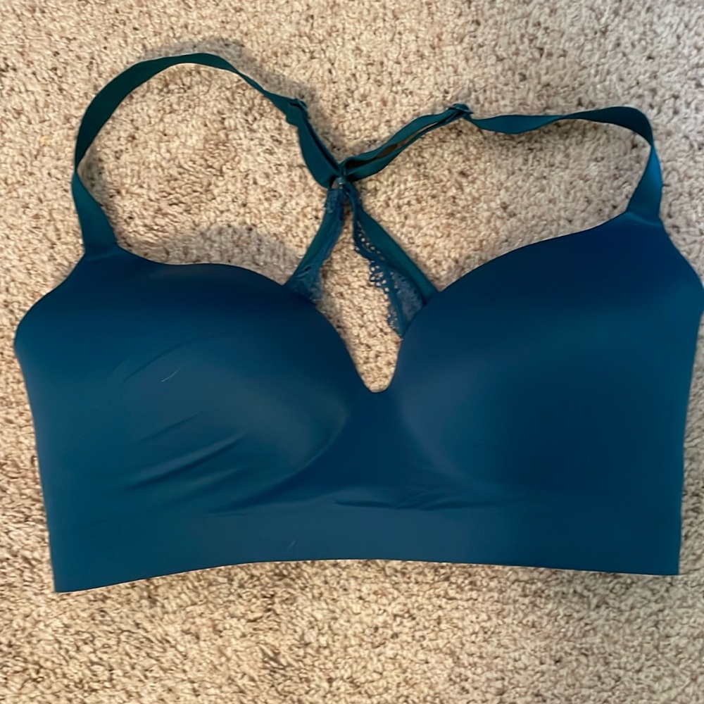 Soma Embliss Luxe, wireless. 34DD. Teal. Lace back that converts style. Worn 1x.
